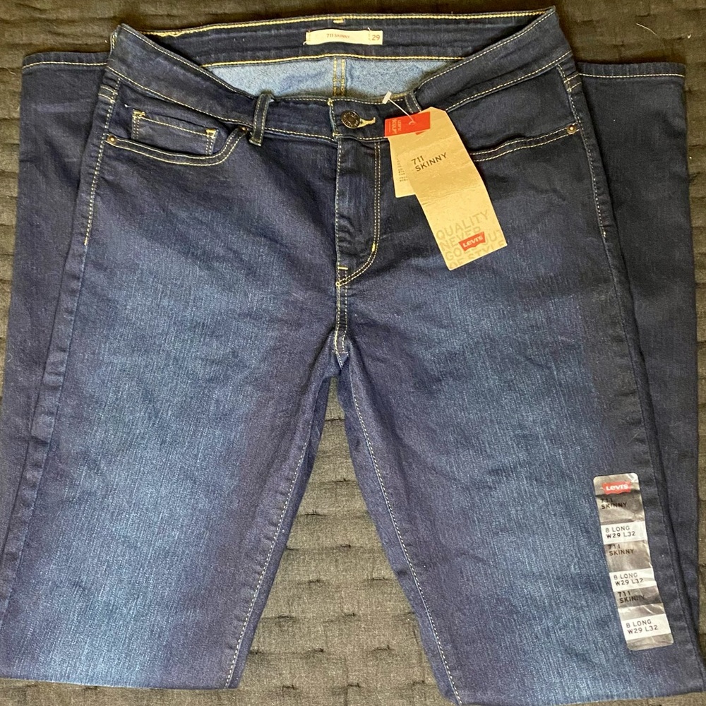 Womens Levi 711 Skinny Indigo Ridge Waterless Dye Dark Wash Jean